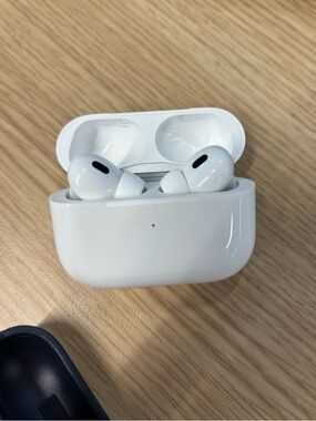 Apple AirPods Pro 2